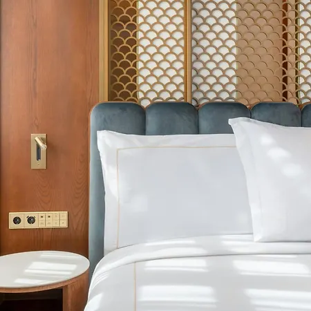 فندق Grand Centenari, Valencia, Autograph Collection 5*