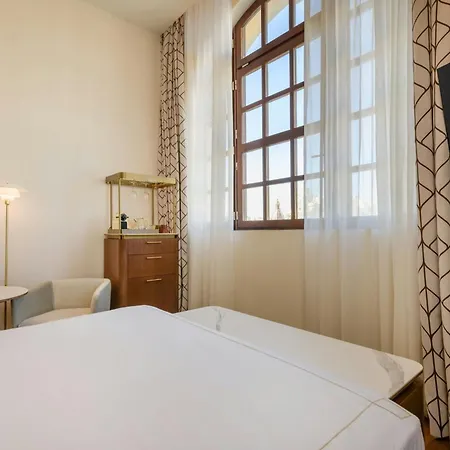 Grand Centenari, Valencia, Autograph Collection Hotel Valencia